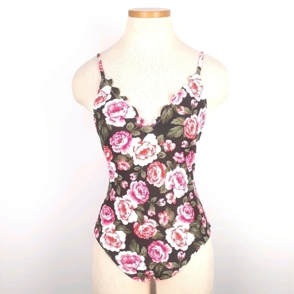 One Piece Swimsuit - Picture 2 of 10